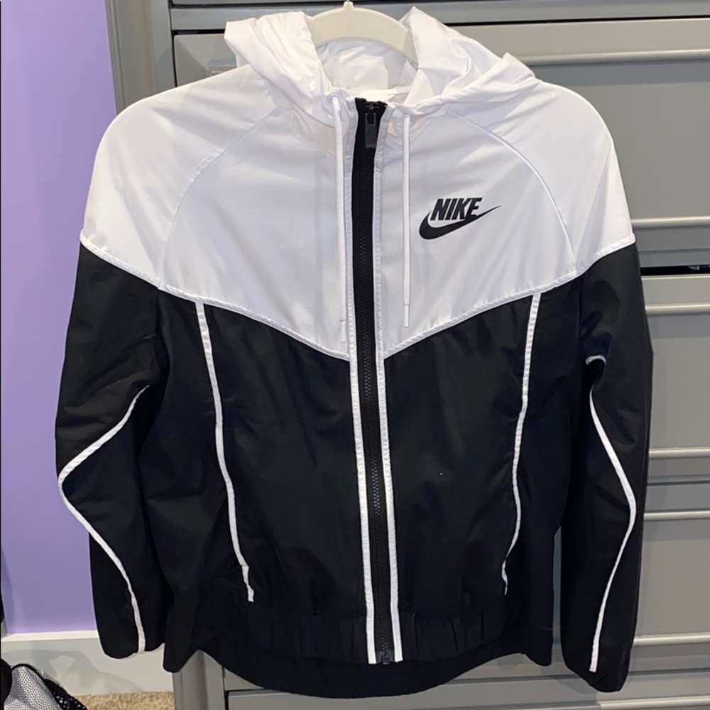 NIKE windbreaker